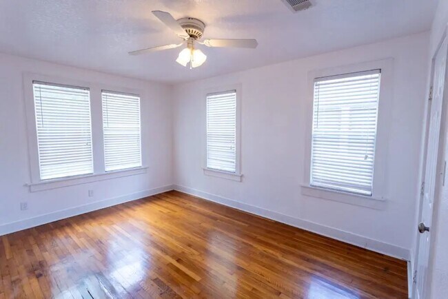 3144 Cockrell Avenue, Fort Worth, TX 76109 photo 3