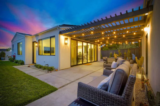 1329 Lake Dr Encinitas, CA 92024 photo 3