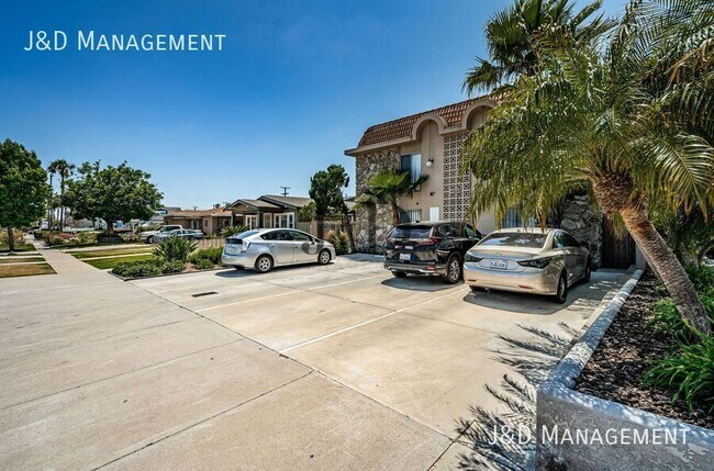4620 Hawley Blvd San Diego, CA 92116 photo 4