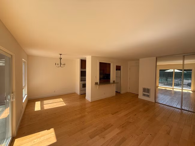 800 N Delaware St San Mateo, CA 94401 photo 4