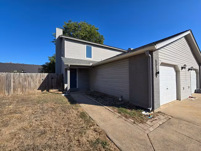 8810 Springmail Cir Austin, TX 78729 photo 2
