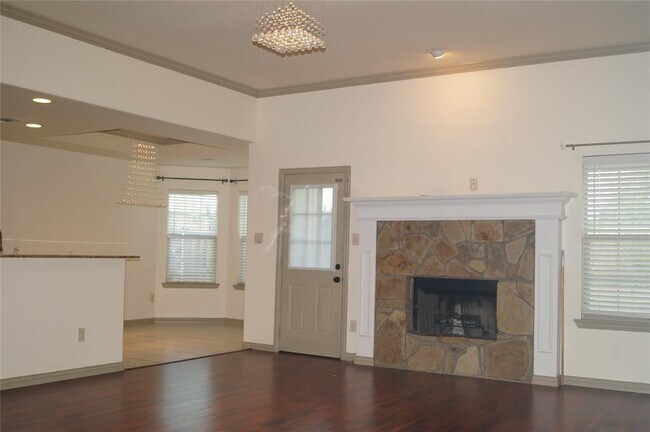 504 Autumn Trail, Royse City, TX 75189 photo 5