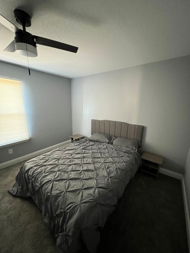 1801 West East Roberts Drive, Grand Prairie, TX 75051 photo 4
