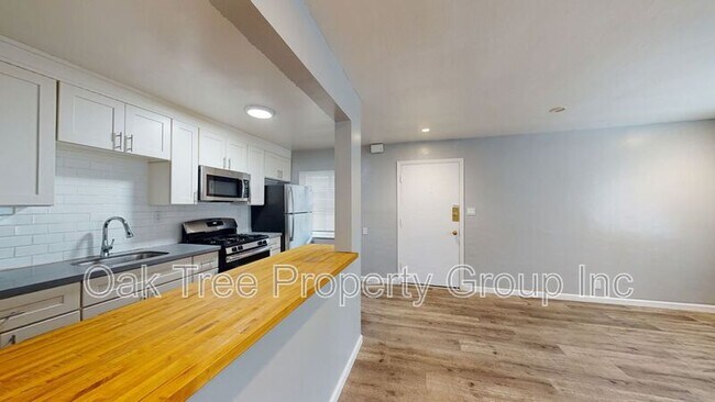 824 15th St Oakland, CA 94607 photo 5