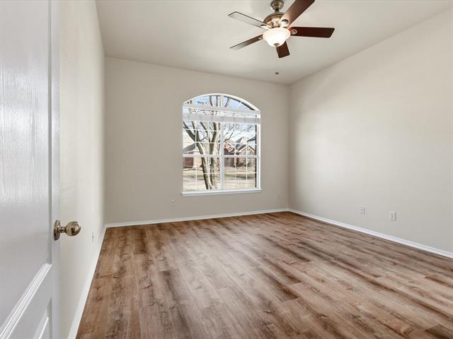 11217 Clover Knoll Dr Frisco, TX 75035 photo 3