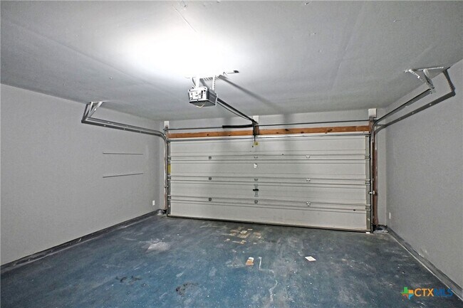 264 Cordero Dr San Marcos, TX 78666 photo 4