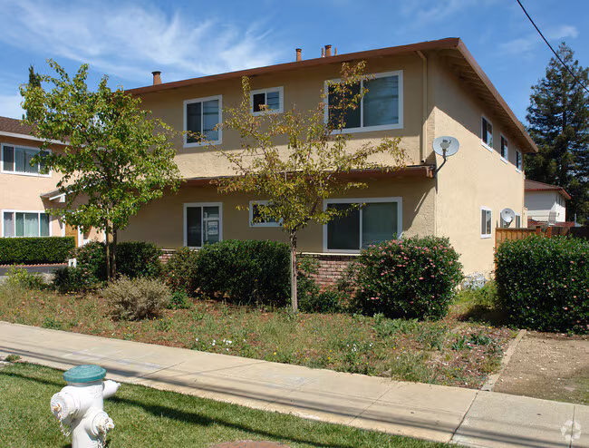 Homestead Road photo 2
