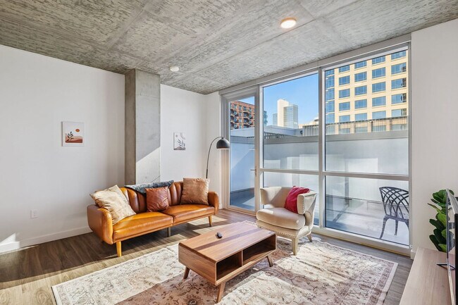 Adeline Luxury Living photo 4