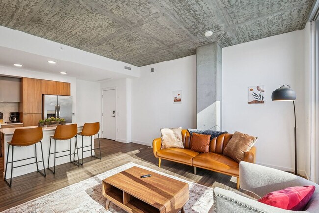 Adeline Luxury Living photo 3