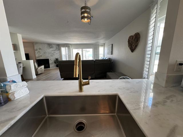 600 The Strand N Oceanside, CA 92054 photo 4