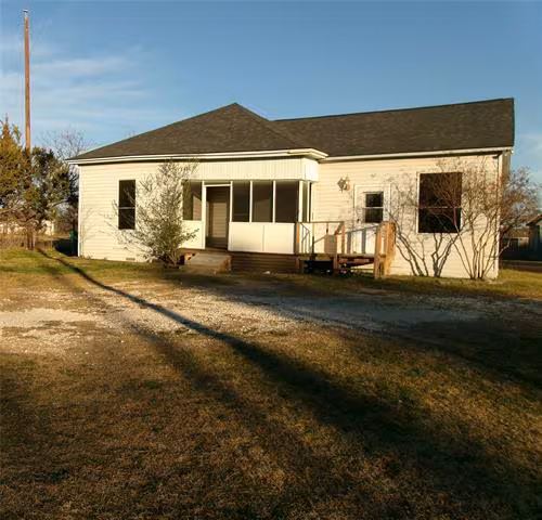1519 S Hwy 67 Cedar Hill, TX 75104 photo 2