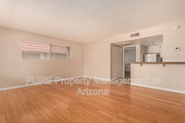 700 W University Dr Tempe, AZ 85281 photo 4