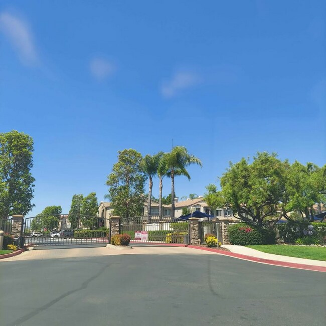 139 Elora Ln San Marcos, CA 92078 photo 3