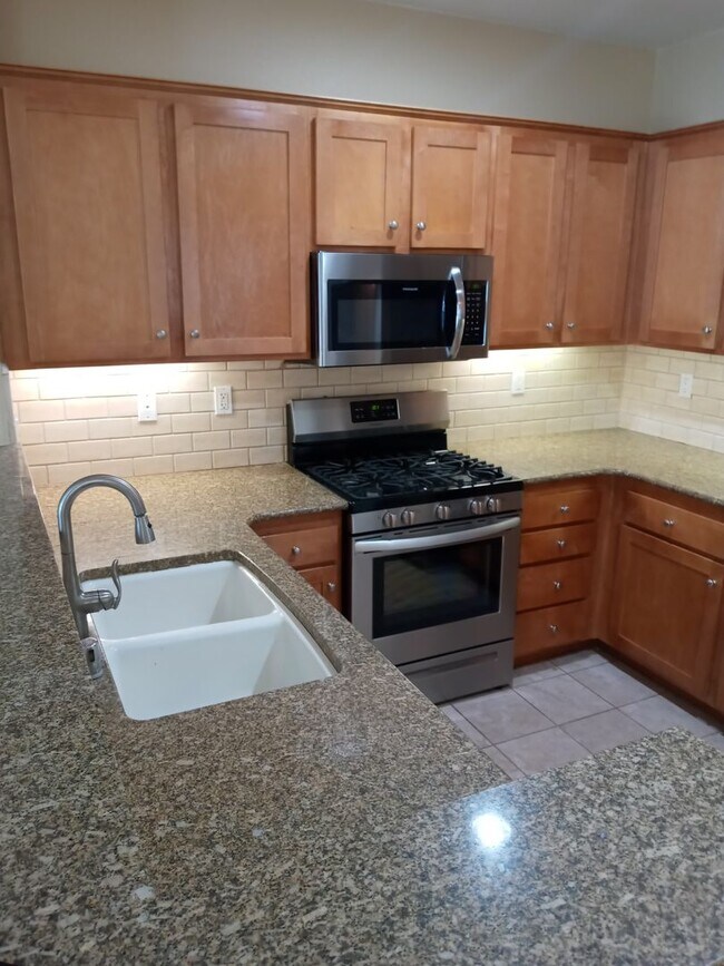 36324 Grazia Way Winchester, CA 92596 photo 5