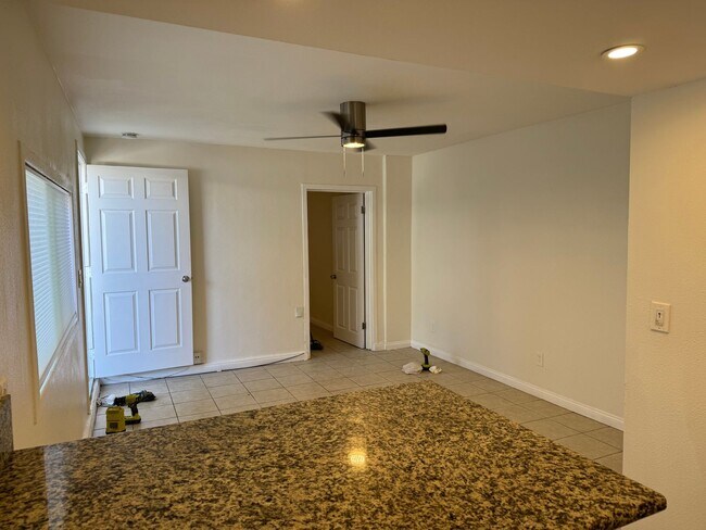 302 Sycamore Rd San Diego, CA 92173 photo 4