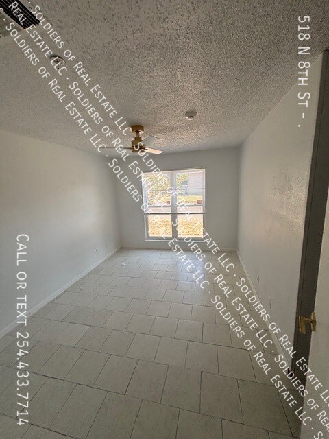518 N 8th St Temple, TX 76501 photo 3