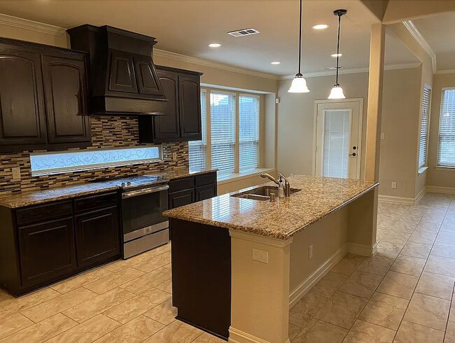 1006 Jamal Drive, Euless, TX 76040 photo 5