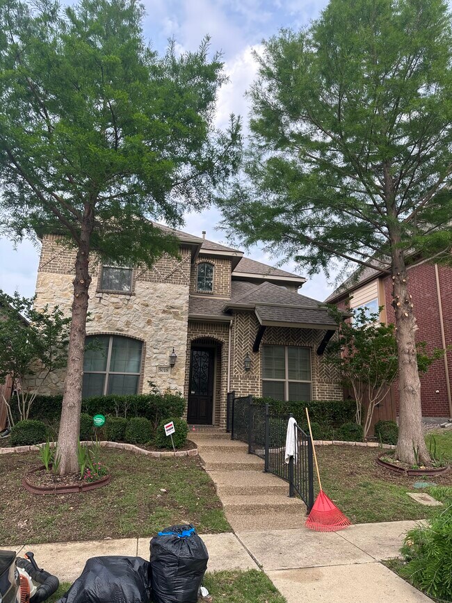 5018 Dominion Blvd Irving, TX 75038 photo 2
