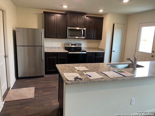 12042 Latour Vly San Antonio, TX 78252 photo 4