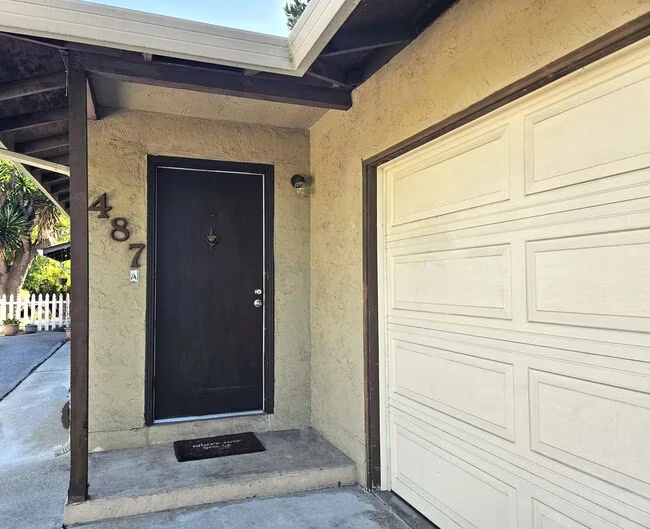 487 N Rengstorff Ave Mountain View, CA 94043 photo 2