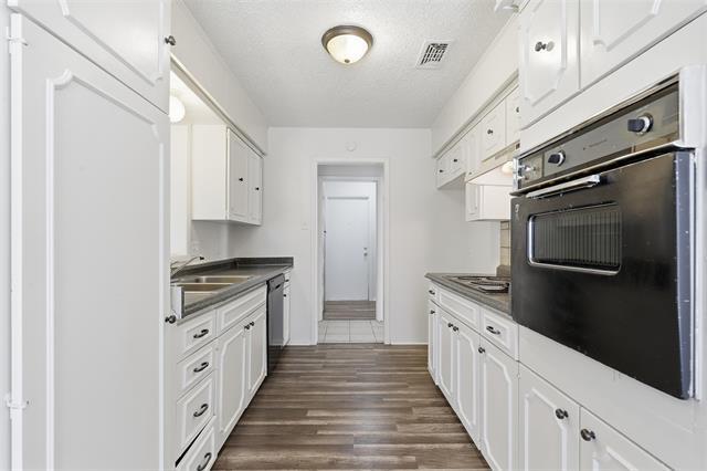 125 N Jessup St Alvarado, TX 76009 photo 5