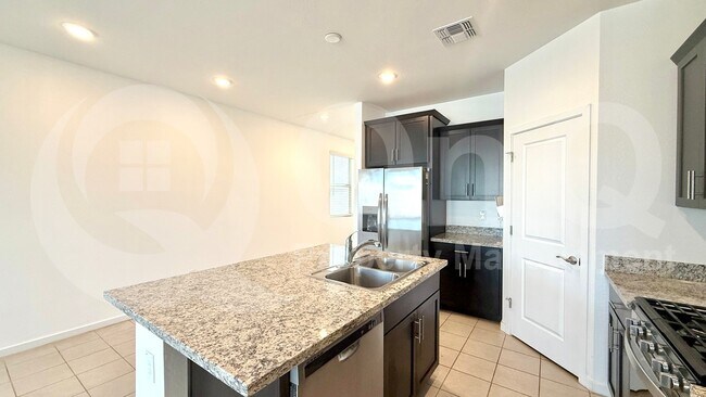 40558 W Sunland Dr Maricopa, AZ 85138 photo 5