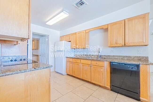 532 W Dublin St Chandler, AZ 85225 photo 3