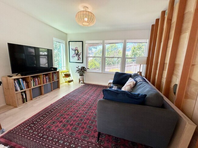 PRAGER DUPLEX photo 2