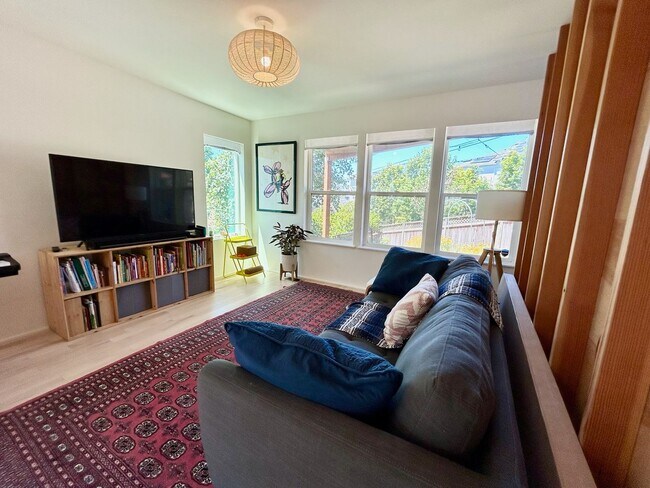 PRAGER DUPLEX photo 5