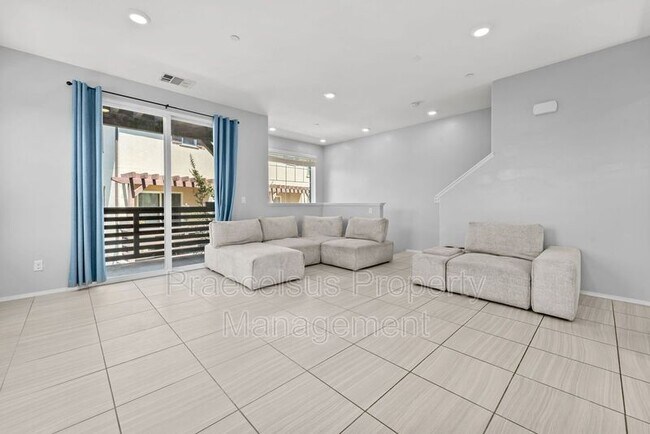 2840 Athens Rd Chula Vista, CA 91915 photo 2