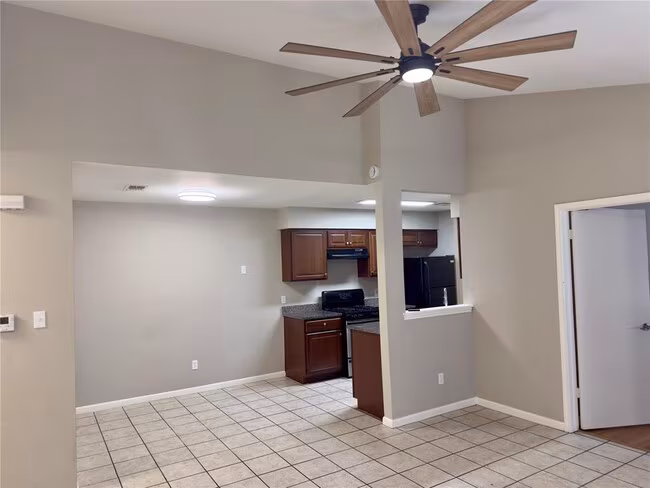 2012 Margalene Way, Austin, TX 78728 photo 5