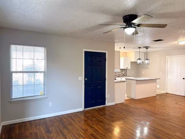 2460 Chinkapin Way, Dallas, TX 75212 photo 5