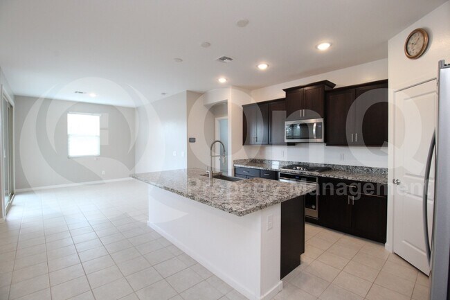 2567 San Felipe Trl Casa Grande, AZ 85194 photo 5