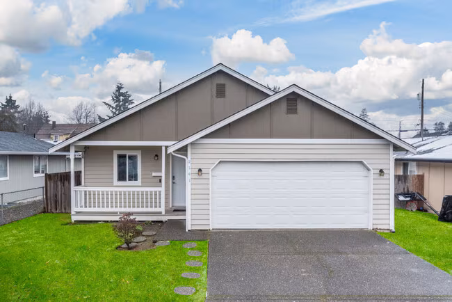 2141 S Sheridan Ave Tacoma, WA 98405 photo 4