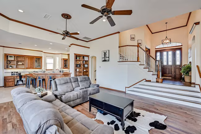 811 Mallard Pointe Dr Cedar Hill, TX 75104 photo 2