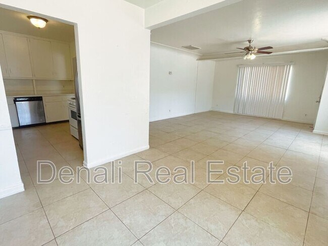 2138 E Turney Ave Phoenix, AZ 85016 photo 5