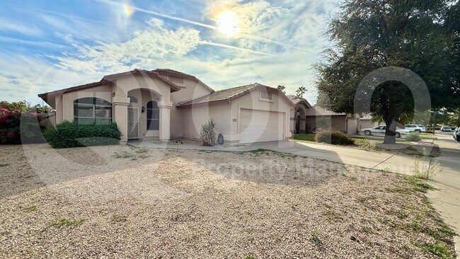 2283 E Smoke Tree Rd Gilbert, AZ 85296 photo 4