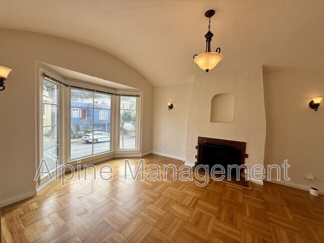658 Rockdale Dr San Francisco, CA 94127 photo 3