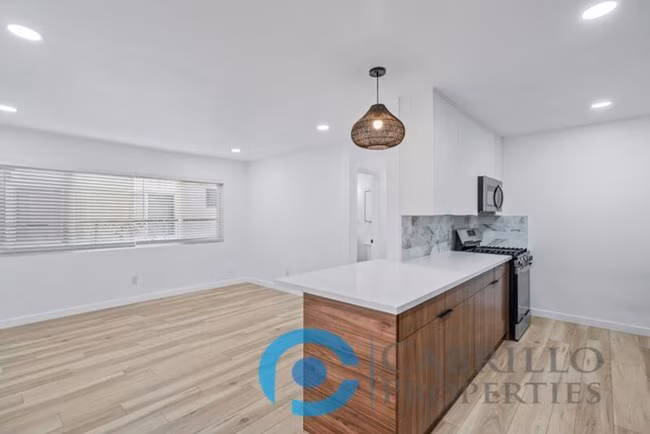 4669 34th St San Diego, CA 92116 photo 2
