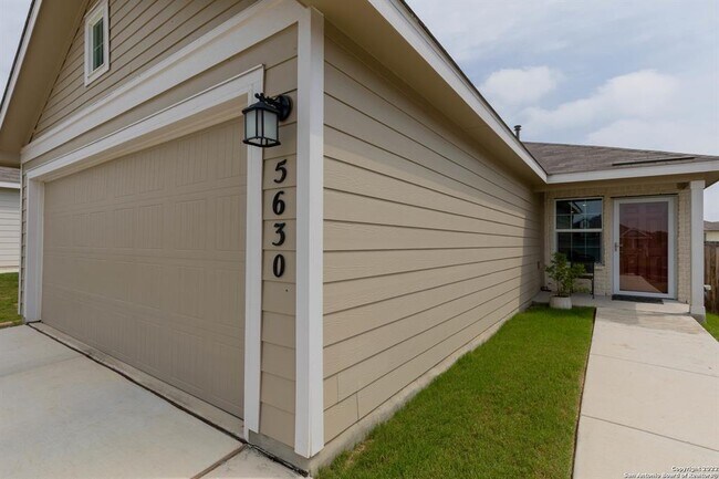 5630 Willow Breeze San Antonio, TX 78218 photo 3
