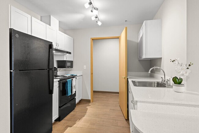 Meridian Court Senior Affordable Apartments photo 5