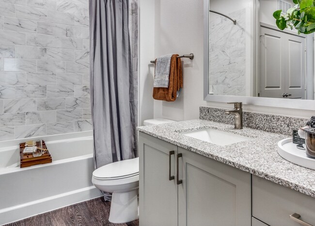 7201 Lake Ridge Pkwy Grand Prairie, TX 75054 photo 3