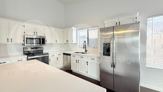 307 N Red Rock St Gilbert, AZ 85234 photo 5