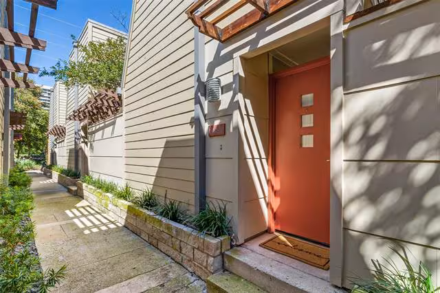3949 Buena Vista St Dallas, TX 75204 photo 4
