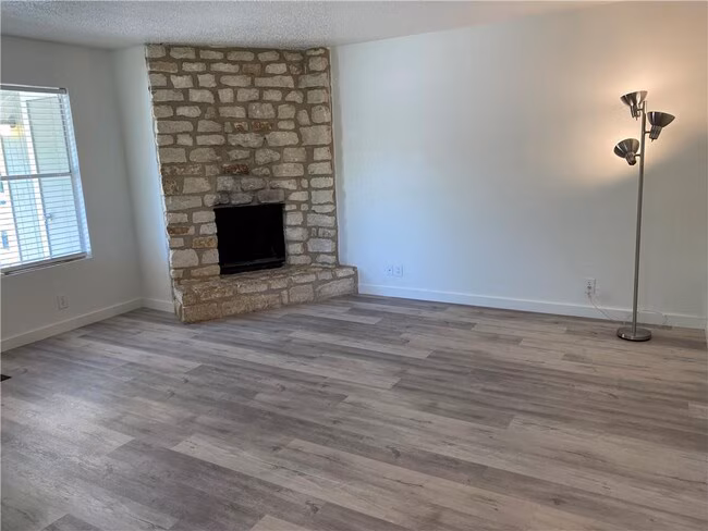 2305 Cedrick Cv - A photo 2