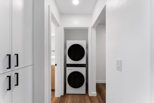 Swell Apartments photo 2