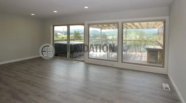 17 Portola Avenue, San Rafael, CA 94903 photo 5