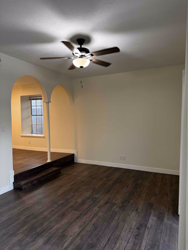 170 De Chantle Rd San Antonio, TX 78201 photo 2