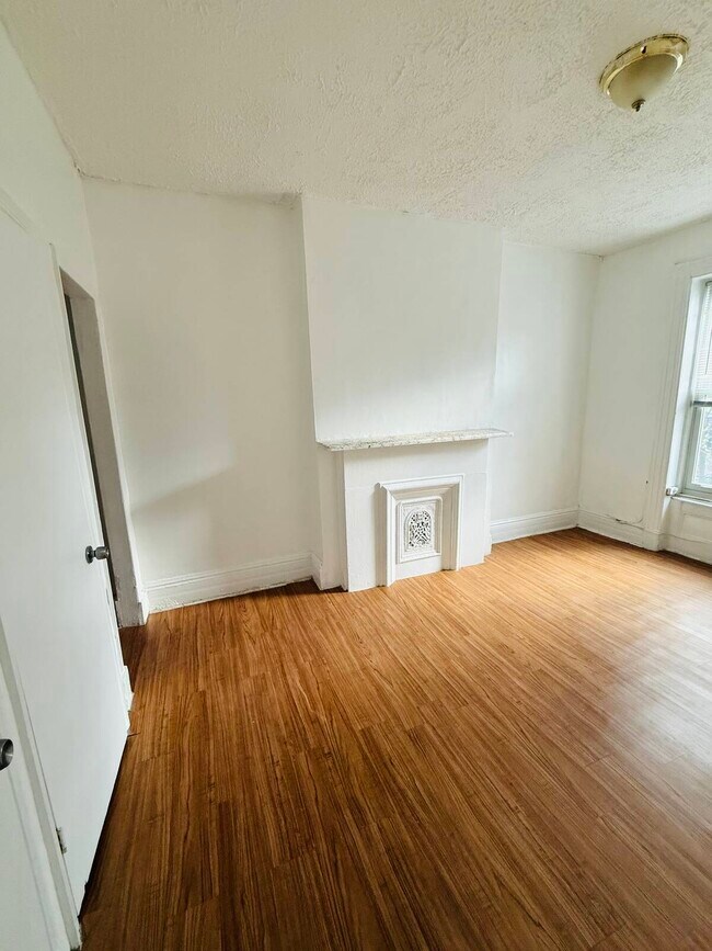 734 Madison St Brooklyn, NY 11221 photo 4