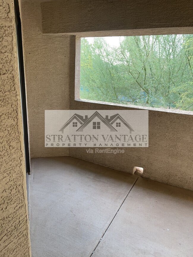 1287 N Alma School Rd Chandler, AZ 85224 photo 5